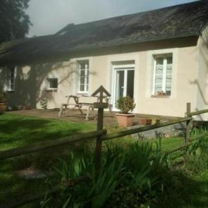 Gîte Bazouges-sur-le-Loir 3 pièces 6 personnes - FR-1-410-177