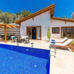 Islamlar Villa Sleeps 2 with Pool Air Con and WiFi