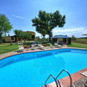 Poderi Rancoli Villa Sleeps 12 with Pool and WiFi