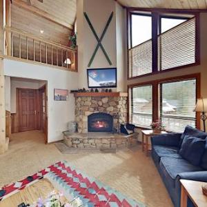 Wooded Getaway with 2 Living Areas & Shuttle home