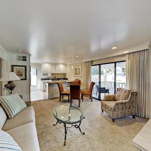 Sleek Condo within Silverado Community - Pool Dining condo