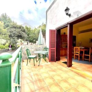 Casa rural-Finca con vista a la montaña en La Gomera