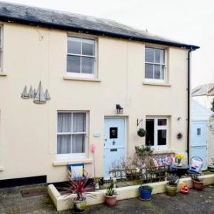 Bognor Regis Villa Sleeps 6 with WiFi