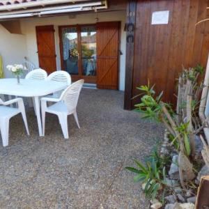 Charmante maison familiale à Gruissan avec terrasse ensoleillée