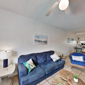 Charming Condo at The Dolphins with Pool & Hot Tub condo