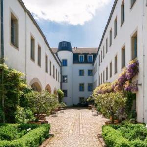 Hofgarten 1824 Hotel garni