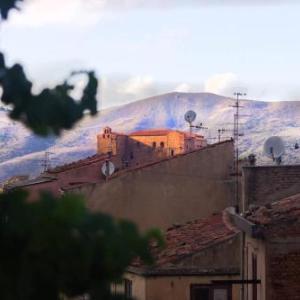 Studio in Castelbuono with wonderful mountain view balcony and WiFi 13 km from the beach