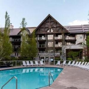 2BR | The Aspens | Ski In/Out | Pool & Hot Tub | Gas Fireplace | Ski Valet | Gym