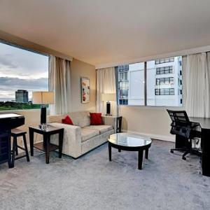 Ocean-View Suite - Pool Walk to Beach condo