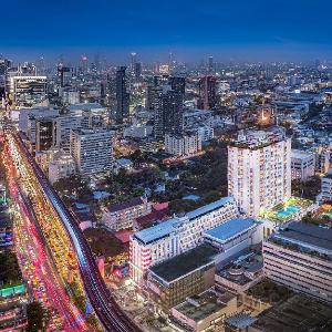 Evergreen Place Siam by UHG