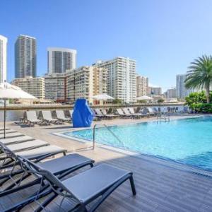 New Listing! Luxe Beach Dream with Infinity Pool condo