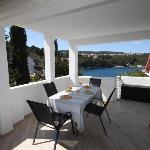 Apartment located directly on the seaside with stunning views and seasight 