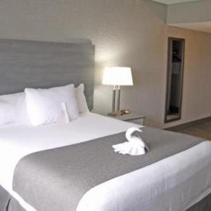 Hotels near Casino Yellowhead - The Yellowhead Inn