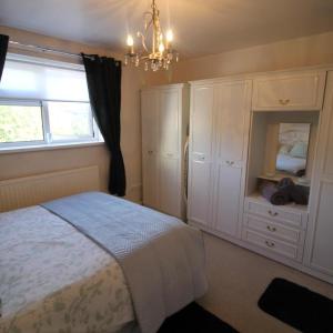 Garth Olwg 2 Bed Apartment by Cardiff Holiday Homes