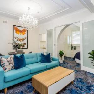 1BR Beautiful Art Deco Apt In Elizabeth BaySydney