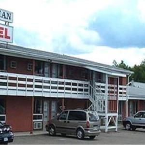 Hotels near Centre 200 Sydney - Clansman Motel