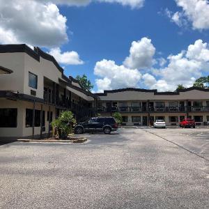 SureStay Hotel by Best Western Conway