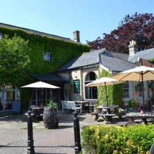 Hotels near Midsummer Common Cambridge - The White Hart Country Inn