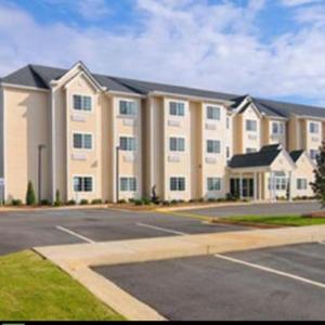 Microtel Inn & Suites By Wyndham Ozark