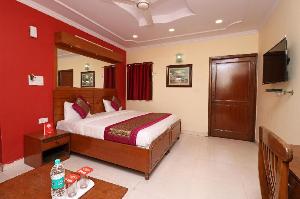OYO 10661 DSR Classic, Noida
