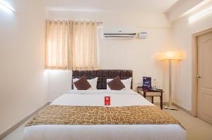 Capital O 10594 Hotel Marie Gold, Hyderabad