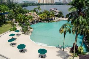 Philea Mines Beach Resort, Kajang