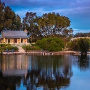 Seppeltsfield Barossa Hotels - Stonewell Cottages and Vineyards