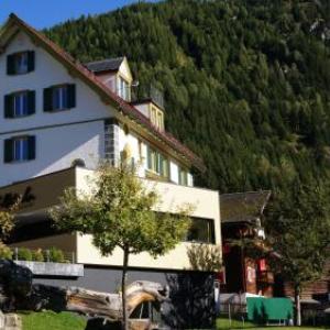 Hotel Vallatscha