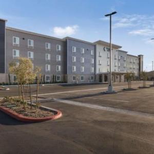 Hotels near Stage Red Fontana - WoodSpring Suites Colton