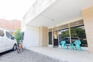 Lestari Guesthouse, Padang