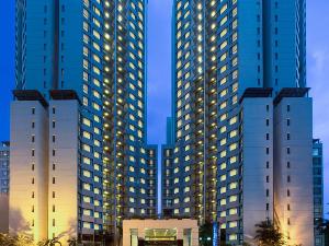 Aston Rasuna, Jakarta