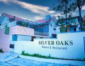 SSSILVEROAKS HOTEL AND RESTAURANT, Yercaud