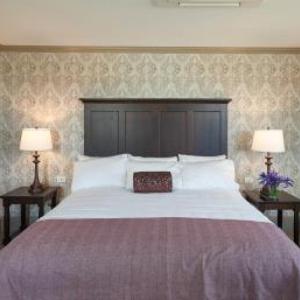 Hotels near Groton Hill Music Center - The Groton Inn