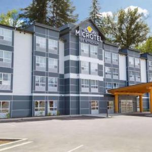 Hotels near Cowichan Performing Arts Centre - Microtel Inn & Suites by Wyndham Oyster Bay Ladysmith