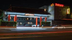 Motel Sakura, Glendale