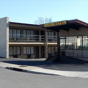 Lynbrook Hotels Deals At The 1 Hotel In Ny Capri Lynbrook Motor Inn