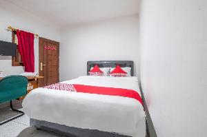 OYO 2391 Baladewa Residence Syariah, Karawang