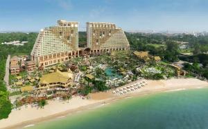 Centara Grand Mirage Beach Resort Pattaya, Pattaya