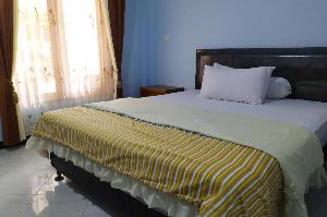 OYO 2423 Hotel Tubalong Taliwang Syariah, Sumbawa