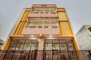 OYO Flagship 63833 Morya Classic, Cuttack