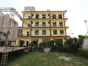 Treebo Trend Radha Palace, Mathura