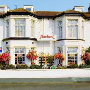 Hotels near Marina Theatre Lowestoft - Fjaerland Hotel