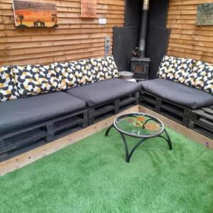 Hotels near The Welfare Ystradgynlais - Sied yr Ardd