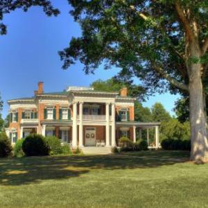 Rockwood Manor Bed & Breakfast