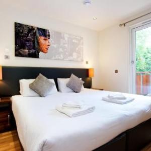 Hotels near Tynecastle Stadium - Staycity Aparthotels West End
