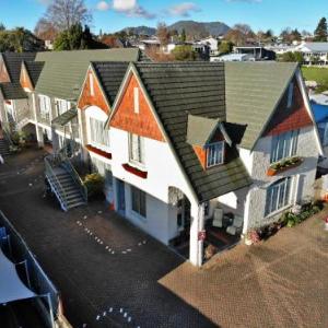 Taupo Amphitheatre Hotels - Colonial Lodge Motel