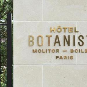 Hotels near Stade Roland Garros Paris - Hotel Botaniste