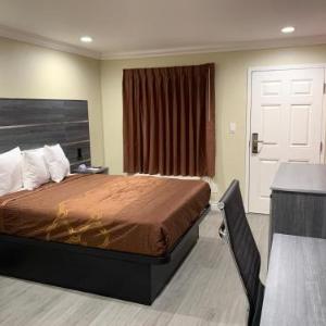 Hacienda Night Club Anaheim Hotels - Pacific Inn Anaheim