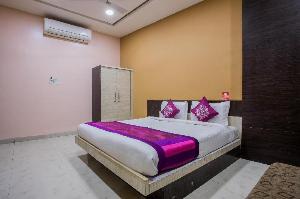 OYO 3434 Hotel Gulmohar, Indore
