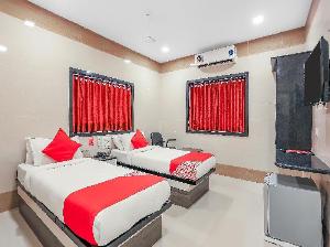 Hotel Suraj Inn, Surat